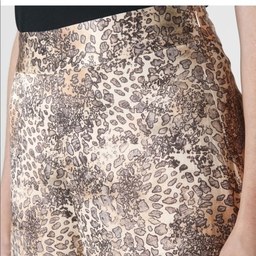 WHISTLES Big Cat Printed Satin Trouser Pants - Picture 6 of 16
